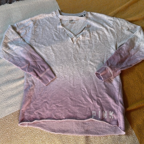 <3 Pink Sweatshirt XS Size - Picture 1 of 7